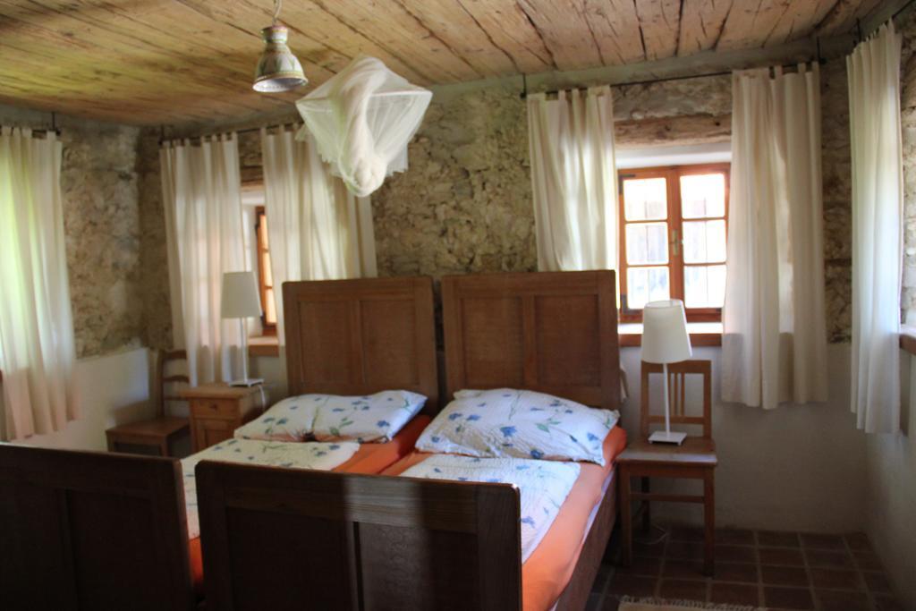 Ferienwohnungen Sonnenberg Ratsch an der Weinstraße Εξωτερικό φωτογραφία